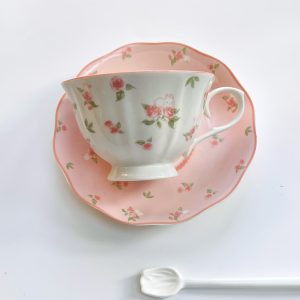 French vintage style pink cup with saucer -كوب  بطراز فرنسي عتيق مع صحن