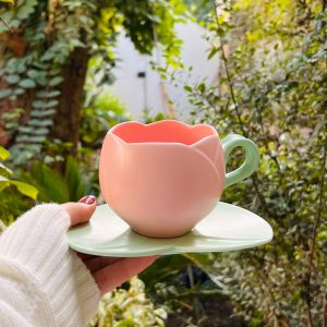 كوب زهرة التوليب بجودة عالية جدا - P