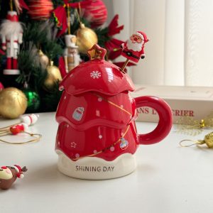كوب مجسم شجرة الكريسماس مع ملعقة مجسمة - Christmas tree shape mug